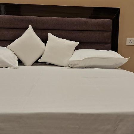 Shree Janki Palace Hotel Ayodhya Екстериор снимка